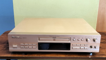 Pioneer　CDレコーダー　PDR-D7（ジャンク品）