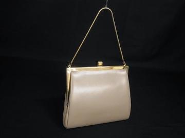 1円 ■美品■ BURBERRY バーバリー レザー がま口 ワンハンドル ハンドバッグ レディース ベージュ系 HE2124