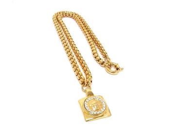 1円 ■美品■ GIANNI VERSACE ジャンニ ヴェルサーチ メデューサ ラインストーン ネックレス ペンダント アクセサリー ゴールド系 GD1594