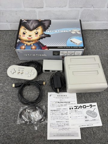 ☆ レトロフリーク 本体 コントローラーなど 動作未確認 現状品 TK253558