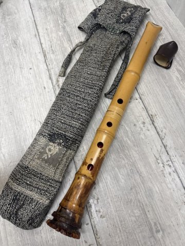 ▽ 1円～★ 尺八 真山作 金一線 約48cm 和楽器 骨董 民芸品 KB256232