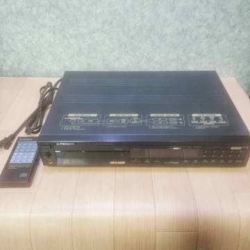 美品　パイオニア　CDプレーヤー　PD-7030　LTD　リモコン付き　目立つ傷なし　整備必要品　一応CD読み込みました