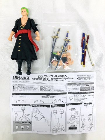 ジャンク品　S.H.Figuarts ロロノア・ゾロ 鬼ヶ島討入　フィギュア　破損・欠品あり　A080655