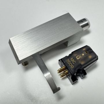 動作良好品 YAMAHA ヤマハ MC型カートリッジ MC-2000＋YAMAHA ヤマハ アナログプレーヤー GT-2000付属 純正アルミ削り出しヘッドシェル付き