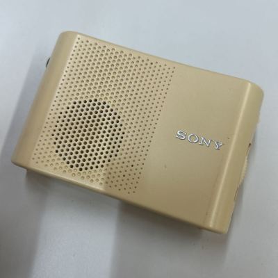 SONY コンパクト AM/FMラジオ　ICF-51 ラジオ アナログチューニング式 ポータブルラジオ　ソニー【ジャンク】