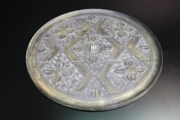 【江】時代 古銅 花葉文銅鏡 直径32cm&times;厚さ1cm 重量約2.5kg 古美術品(古道具コレクション)XZ1147 UTkdjd OTkdmf