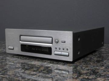 【オススメ品】KENWOOD CDプレーヤー DP-1001 ケンウッド　　　　　　(管理番号M2)