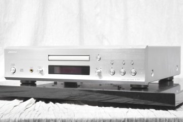 【C】ONKYO C-777 CDプレーヤー オンキョー 3266234