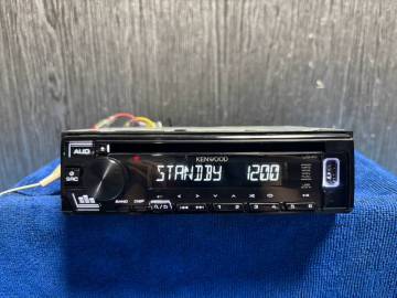 ☆KENWOOD ケンウッド CDデッキ U340 / U340W 1DIN フロントUSB・AUX☆082309M