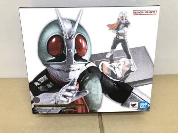 066K3338★未開封 S.H.Figuarts 真骨彫製法 仮面ライダー 仮面ライダー新1号 栄光の昭和ライダーエディション 初回限定台座付属 フィギュア