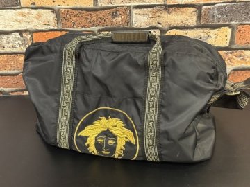 B163●80 【ボストンバッグ】ジャンニヴェルサーチ GIANNI VERSACE メドゥーサ 刺繍 グレカ柄 ナイロン トラベルバッグ ハンド ビンテージ