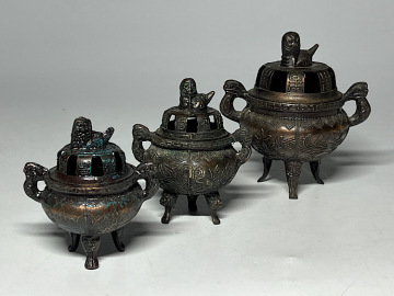 【瑞】金属製　三足香炉　３点　まとめて　総重量：４８２ｇ