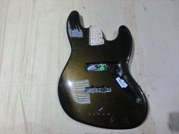 T【6し-88】【140サイズ】1円～/Fender フェンダー/アメリカンウルトラジャズベース アルダー 4弦 ボディ/※傷・汚れ有