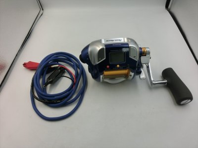 T【2f-86】【80サイズ】1円～/SHIMANO シマノ/09電動丸 4000 ビーストマスター/電動リール/ハンドル回転可/ジャンク扱い