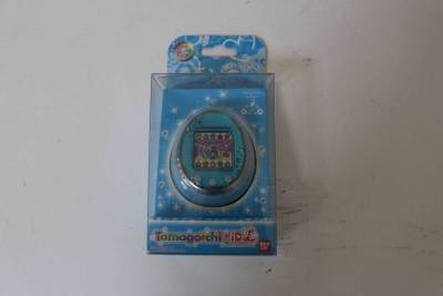 Tamagotchi iD L ブルー たまごっち アイディー エル ブルー 青 おもちゃ ゲーム 子供 キッズ ペット 激安1円スタート