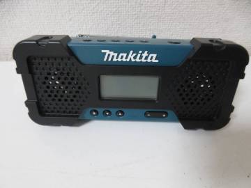 Makita マキタ 充電式ラジオ MR051 本体のみ 10.8V 未使用 コードレス ラジオ 充電式 本体 FM AM 激安1円スタート