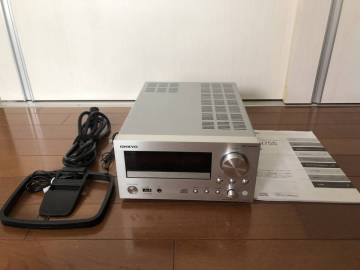 ONKYO ネットワークCDレシーバー CR-N755 シルバー 美品　CDピックアップ交換済　取扱説明書、電源ケーブル、AM・FM室内アンテナ