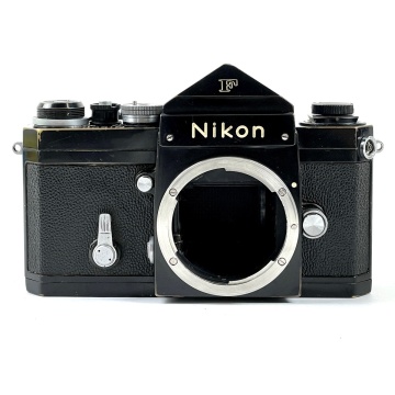 【1円】 ニコン Nikon F アイレベル ブラック ボディ ［ジャンク品］ フィルム マニュアルフォーカス 一眼レフカメラ 【中古】