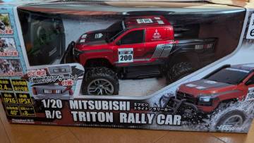 【新品送料込み】防水防塵 ラジコン 1/20 R/C 三菱 トライトンラリーカー(水洗い可)
