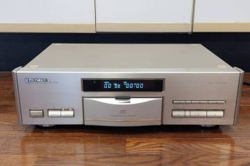 ★ジャンク品★Pioneer　PD-T06　パイオニア　CDプレーヤー　★電源OK・トレイ開閉OK・再生NG★