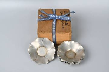 汲古斎造 錫製 花形茶托 五客揃 共箱 煎茶道具 茶器 茶托 古錫 在銘 古美術 時代物 煎茶道具 FG26-18