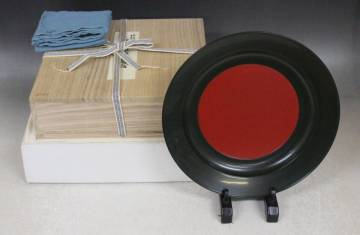 中谷光哉 成趣庵好 青漆内朱青海盆 (約259g) 茶器茶道具 時代物 日本木工品 木製漆器工芸品 共箱 ホ82