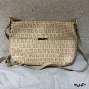  FENDI フェンディ ズッキーノ マンマバケット ショルダーバッグ キャンバス レザー ベージュ系 FF柄 ヴィンテージ 保存袋付