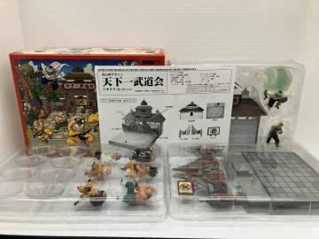 1円スタート　激安！　鳥山明デザイン　ドラゴンボール　天下一武道会ジオラマセット