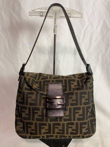FENDI フェンディ マンマバケット ズッカ柄 2201-8BR004/019 ハンド ショルダー 肩掛け