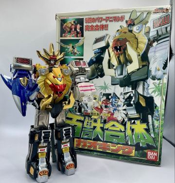 中古　DX超合金 百獣合体ガオキング 「百獣戦隊ガオレンジャー」　ガオライオン ガオイーグル ガオシャーク ガオバイソン ガオタイガー