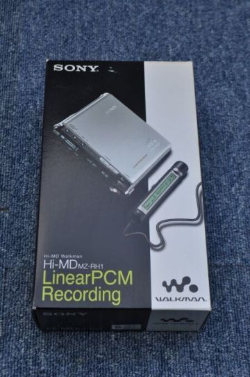 ■SONY/ソニー■Hi-MDウォークマン/WALKMAN■ポータブルオーディオ■MZ-RH1■シルバー■未使用品■