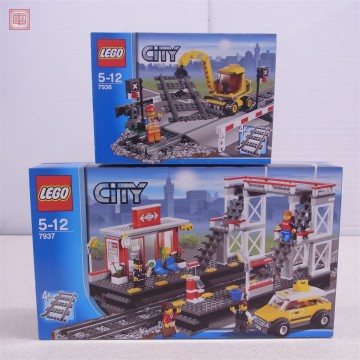 未開封 レゴ 7937 トレインシティの駅/7936 踏み切り まとめて2個セット LEGO CITY【20