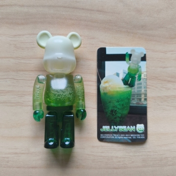 ベアブリック BE@RBRICK100% シリーズ23 JELLYBEAN ジェリービーン クリームソーダ メディコムトイ カード付き