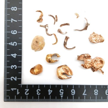 【S-1】歯科用金属　金歯　総重量約19.38g　金パラ　パラジウム　歯科材　歯科技工　撤去冠　除去冠　地金　ゴールド　素材不明　現状品
