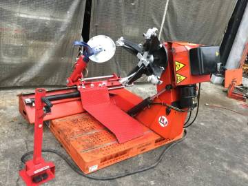 大型タイヤチェンジャーBOXER/KING 2600 3相200V 動作確認済み