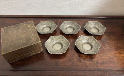 時代物　古錫茶托　漢詩刻　古錫　在銘　金畊左製？煎茶　茶托　五客(京焼　鉄瓶　六兵衛　七兵衛　中国美術　唐物　煎茶道具)