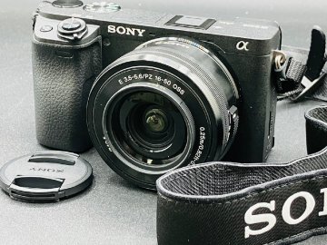 【美品】SONY ソニー ミラーレス一眼レフカメラ &alpha;6400 WW715296 ILCE-6400Y ダブルズームレンズセット SELP1650 SEL55210 通電OK 付属あり