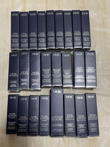 ディオール　Dior ディオールコスメまとめ売り　デパコス　コスメ大量　リップ　リップグロス　口紅 化粧品　正規品　未使用品