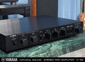 YAMAHA C-2a ♪ヤマハ・サウンドを象徴する 銘プリアンプ♪【ケア済／美品】