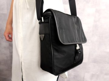 ●超美品●PRADA プラダ●ポコノ ナイロン カーフ レザー 本革●ショルダー バッグ●黒●シルバー金具●斜め掛け●イタリア製●B5●Js70594