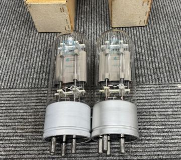 ITT 4212H MADE IN ENGLAND 真空管 2本セット 未使用長期保管品 音出し動作確認済 希少 大型真空管