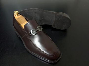 試し履き程度 フェラガモ 7EEE Ferragamo ガンチーニ 濃茶 ソフトドレスローファー 2481