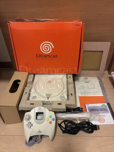 ★超美品　ほぼ未使用　動作確認済み　SEGA セガ ドリームキャスト 本体　DC HKT-3000 箱　付属品完品　湯川専務★