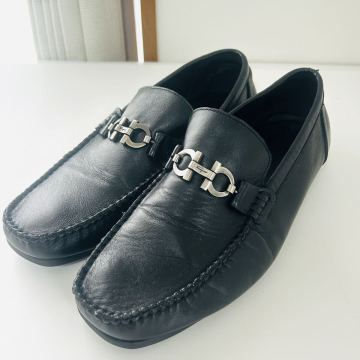 Salvatore Ferragamo サルヴァトーレフェラガモ ガンチーニ ローファー ブラック サイズ45（約28.5cm相当）メンズ