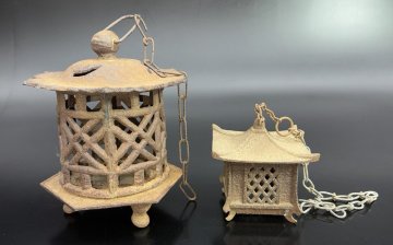 【江】時代 格子透吊灯籠 2点まとめ 古美術品(灯篭庭園アンティーク)AXZ3934 OTergv