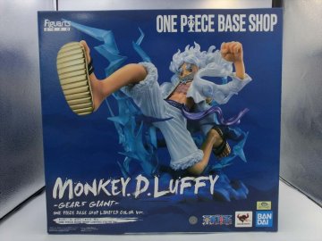 T【2t-85】【140サイズ】1円～/未開封/ONE PIECE ワンピース ルフィ ジャイアント フィギュア/バンダイ
