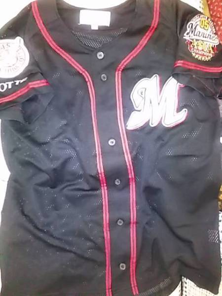千葉ロッテマリーンズ 市販黒赤ユニフォーム　Mサイズ