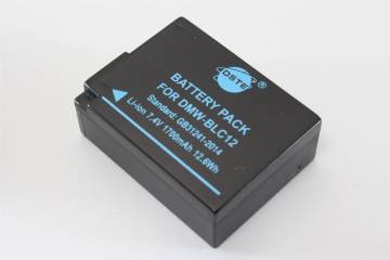 互換バッテリー DMW-BLC12 バッテリー　 ライカCLで使用してました