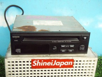 WGC34 ステージア　日産　純正　オーディオ　CD　PN-2110U　　210202JJ