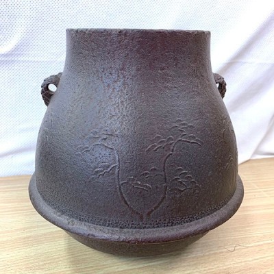 送料無料◆ 茶道具 鉄釜 釜師 高橋敬典 浜松文鶴首釜 銅蓋なし 茶道 金属工芸 現状品 中古品